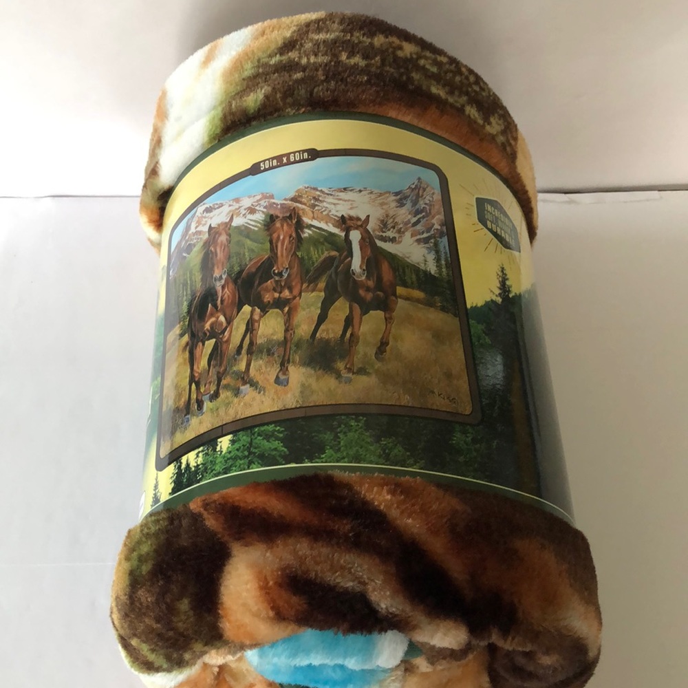 American Heritage Royal Plush Raschel Throw